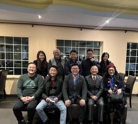 뉴욕퀸즈한인회(회장 존 안)는 지난달 30일 11월 정기 집행부 모임을 가졌다. 이날 모임에선 오는 17일 열릴 하반기 이사회와 12월 중 참석할 행사에 대해 논의했다. [뉴욕퀸즈한인회]