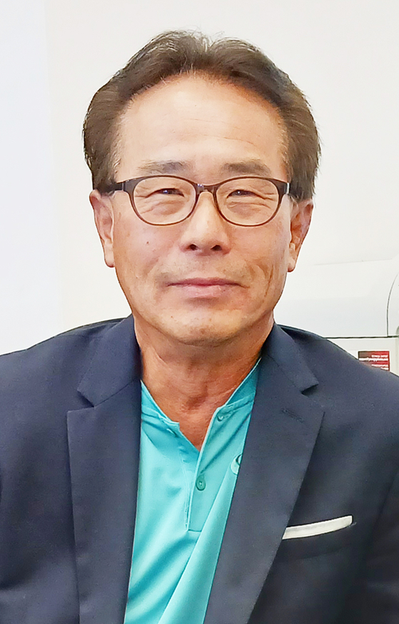 김철
