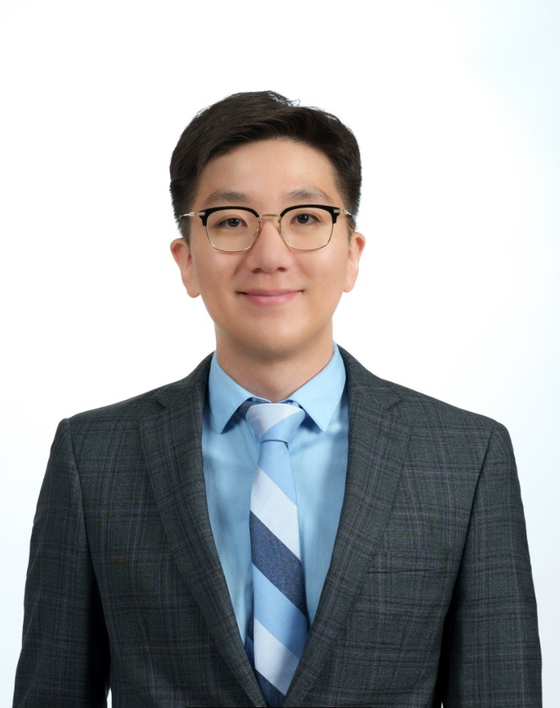 소중한 재산을 대를 이어 지킬 수 있는 솔루션을 제공하는 유산 상속 전문 '채재현 변호사'.