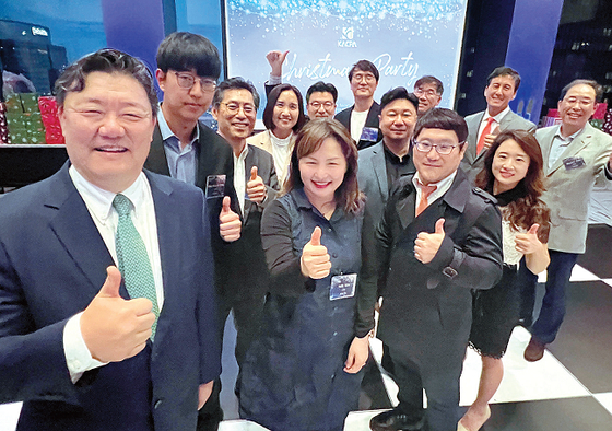 올해 송년모임이 이전 수준으로 회복되면서 한인호텔 예약도 활기를 띠고 있다. 사진은 남가주한인공인회계사협회 송년회 모습. [중앙포토] 