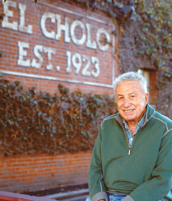 3대 운영자 론 솔즈베리씨. [엘촐로 제공]