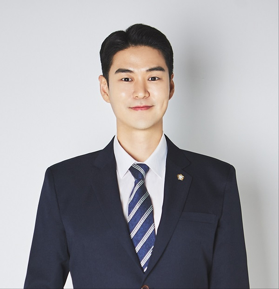 [법무법인 프런티어 파트너 변호사 신정우]