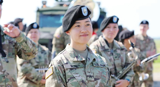 플러싱 출신 한인 여성 육군 예비군 병장 크리스틴 원. [사진 US ARMY]