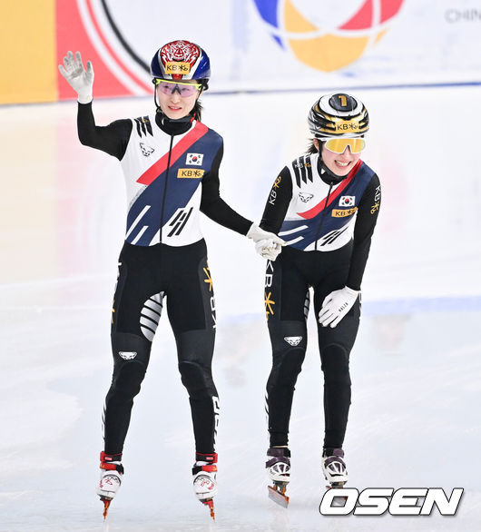 [OSEN=목동, 박준형 기자] 최민정(왼쪽)과 김길리