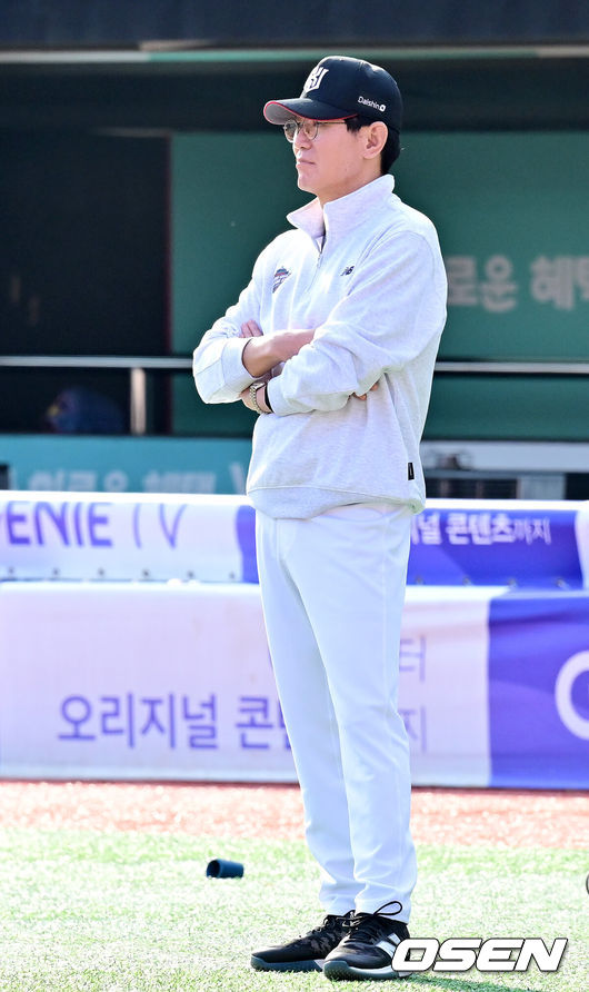 KT 위즈 이강철 감독. /OSEN DB