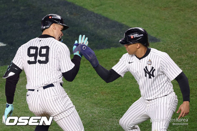 [사진] 뉴욕 양키스 시절 후안 소토(오른쪽)과 애런 저지. ⓒGettyimages(무단전재 및 재배포 금지)