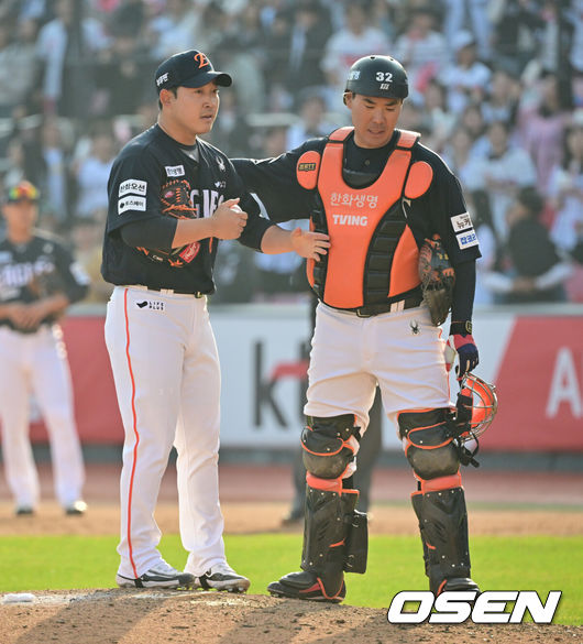 [OSEN=박준형 기자] 한화 주현상-이재원 2025.03.22 / soul1014@osen.co.kr