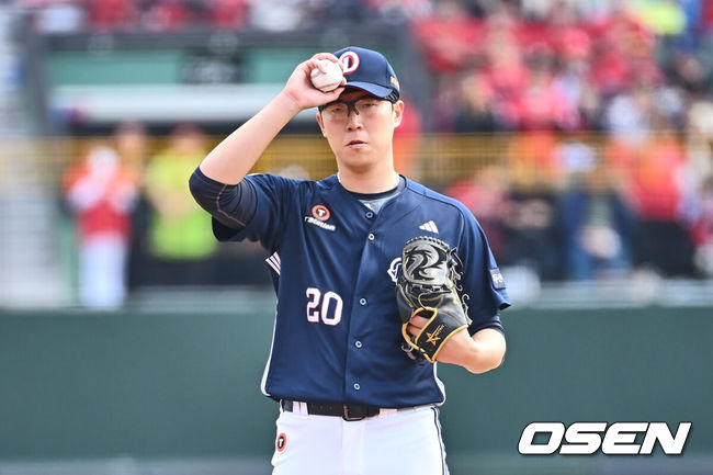 [OSEN=부산, 이석우 기자] 두산 베어스 김유성 181 2025.04.06 / foto0307@osen.co.kr