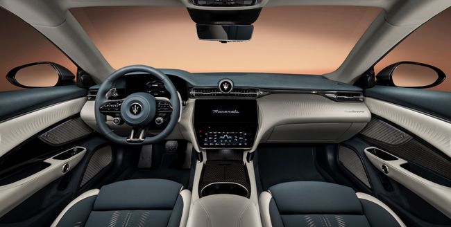 마세라티 그란투리스모 폴고레(GranTurismo Folgore) 인테리어.