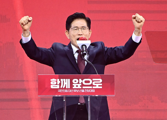 김문수 국민의힘 대선 후보가 3일 오후 경기 일산 킨텍스에서 열린 제5차 전당대회에서 수락 연설을 하고 있다. 임현동 기자