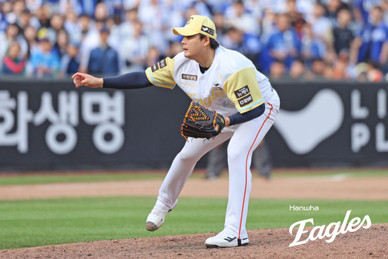 휴식한 김서현 대신 9회 마운드에 올라 세이브를 따낸 한승혁. 사진 한화 이글스