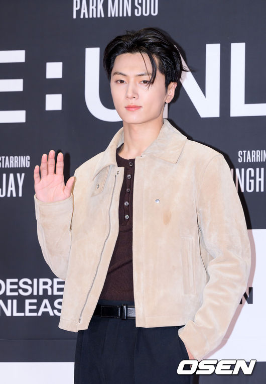 [OSEN=이대선 기자] 11일 오후 서울 메가박스 코엑스에서 그룹 엔하이븐의 미니 6집 ‘DESIRE : UNLEASH’의 콘셉트 시네마(DESIRE Concept Cinema) 프리미어 이벤트가 열렸다.엔하이픈은 내달 5일 미니 6집 ‘DESIRE : UNLEASH’로 7개월만에 컴백한다. ‘DESIRE : UNLEASH’는 사랑하는 너에게 느끼는 욕망을 엔하이픈만의 감정으로 전달하는 스토리를 담은 앨범이다.엔하이픈 제이가 레드카펫을 밟고 있다. 2025.05.11 /sunday@osen.co.kr