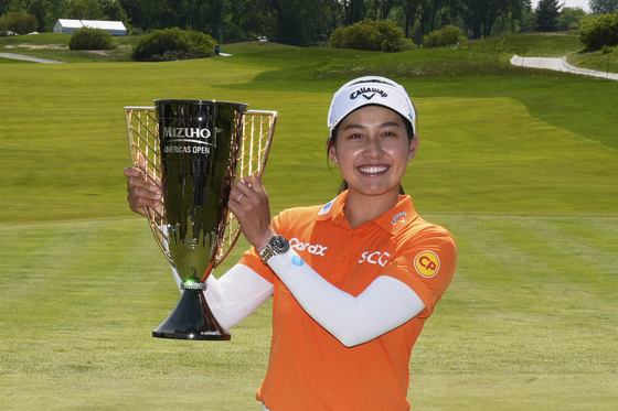 태국의 지노 티띠꾼이 통산 5번째 LPGA 투어 우승을 달성했다. AP=연합뉴스