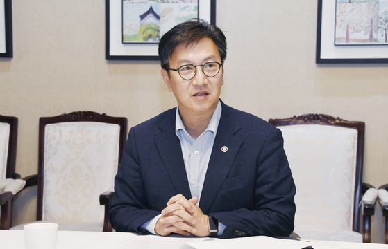 16일 김범석 기획재정부 장관 직무대행 1차관이 정부서울청사에서 물가관계차관회의를 주재하고 있다. 연합뉴스