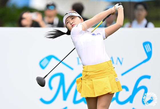 이예원이 KLPGA 투어 두산 매치플레이 4강에 올라 사상 첫 우승에 한 발 다가섰다. 사진 KLPGA