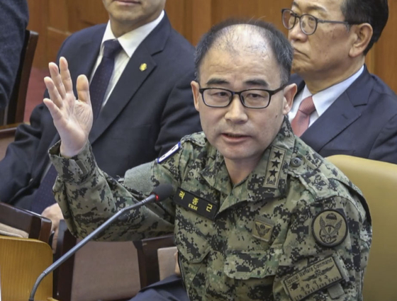 지난 2월 6일 윤석열 전 대통령의 탄핵심판 6차 변론기일에 증인으로 출석한 곽종근 전 육군 특수전사령관. 사진 헌법재판소