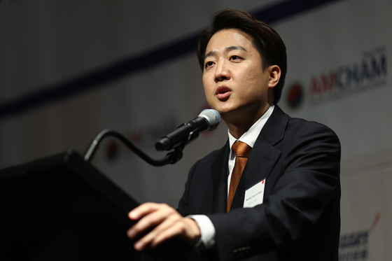 이준석 개혁신당 대선 후보가 22일 서울 용산구 그랜드하얏트서울에서 열린 주한미국상공회의소(암참) 간담회에서 발언하고 있다. 연합뉴스
