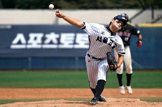 서울고 재학 당시 김서현의 역투.