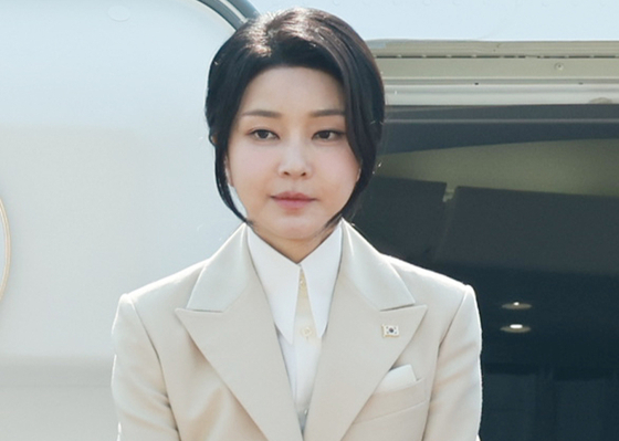 서울고검은 자본시장법 위반 혐의를 받는 김건희 여사 사건을 재수사하고 있다. 연합뉴스