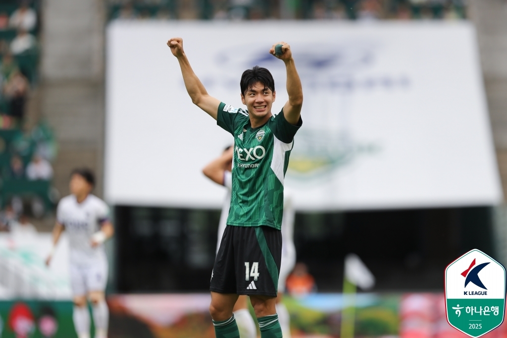 K리그1 득점 선두 전북 전진우는 생애 첫 태극마크를 달았다. [사진 프로축구연맹]
