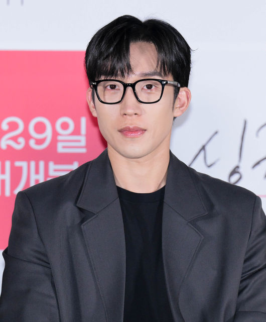 [OSEN=조은정 기자] 영화 '싱글 인 서울(감독 박범수)’ 언론배급시사회 및 기자간담회가 14일 서울 광진구 롯데시네마 건대입구에서 열렸다.배우 이상이가 질의응답을 하고 있다. 2023.11.14 /cej@osen.co.kr