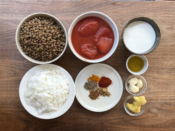 렌틸콩 커리의 재료. 사진 김희경