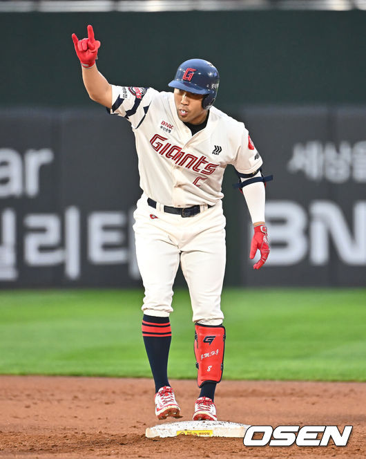 롯데 자이언츠 전준우. /OSEN DB