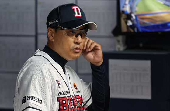 지난 2일 성적 부진에 책임을 지고 자진 사퇴한 이승엽 두산 감독. 뉴스1