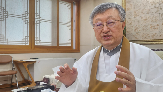 원불교 나상호 교정원장은 "대통령께서 포용적인 리더십으로 갈라진 민심을 아우르길 바란다"고 말했다. 중앙포토