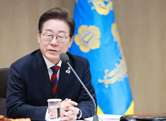 이재명 대통령이 5일 서울 용산 대통령실 청사에서 열린 국무회의에서 발언하고 있다. 대통령실통신사진기자단