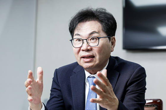 이한주 민주연구원장. 중앙포토