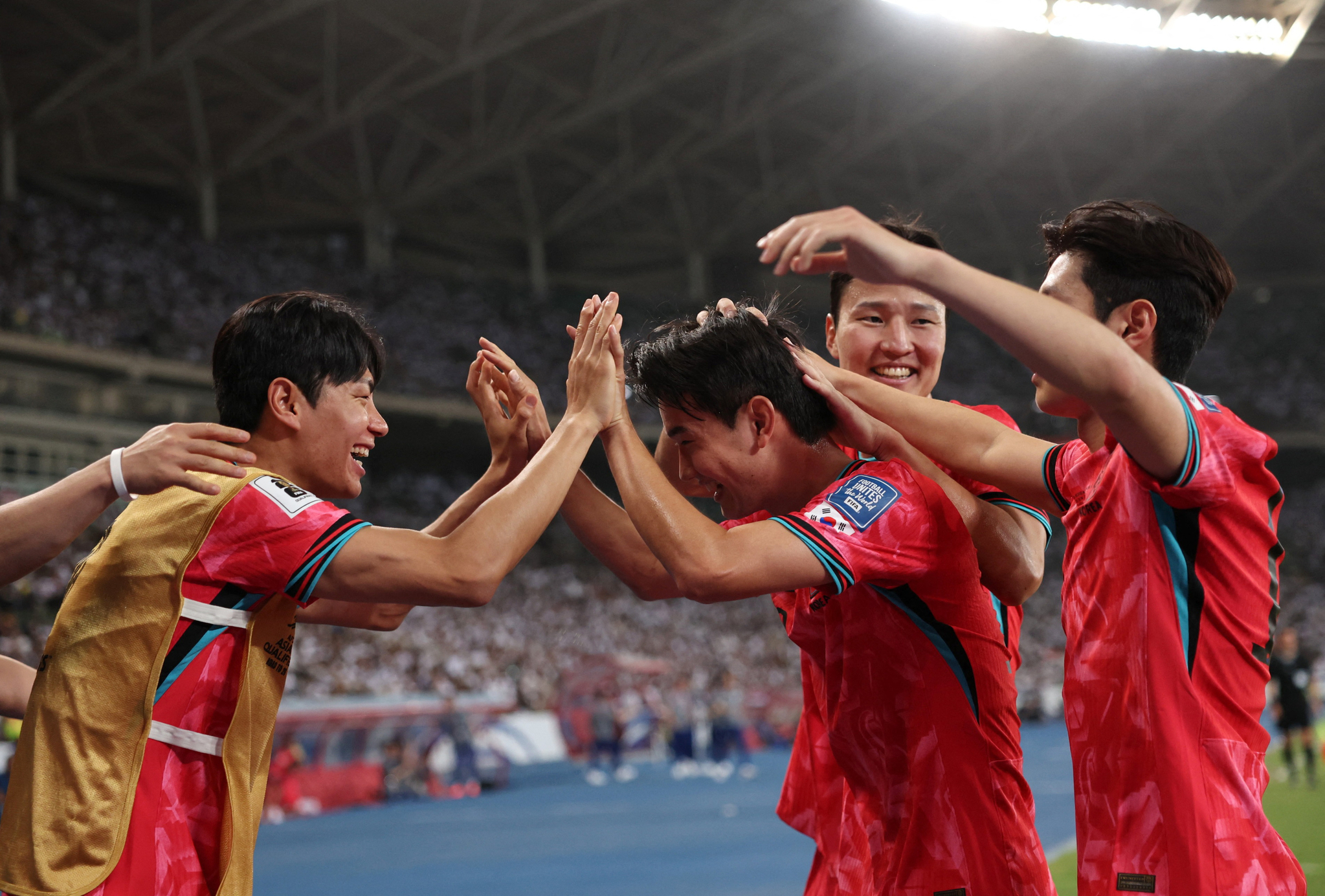 11회 연속 월드컵 본선행을 이룬 축구대표팀 선수들. [로이터=연합뉴스]