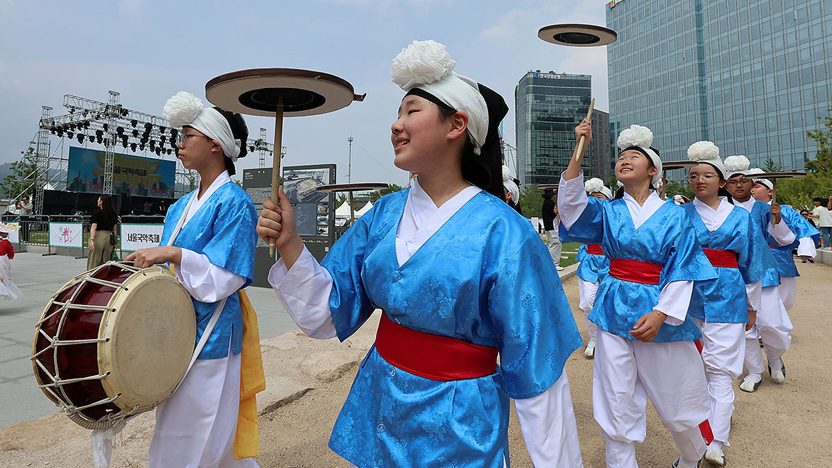 뉴시스