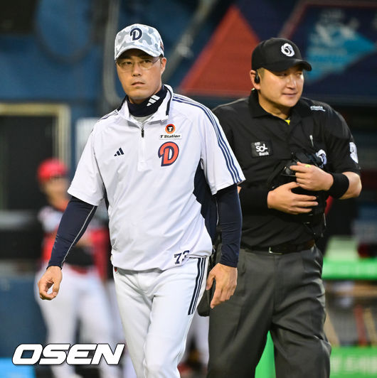 항의에도 판정 번복 없는 체크스윙 오심