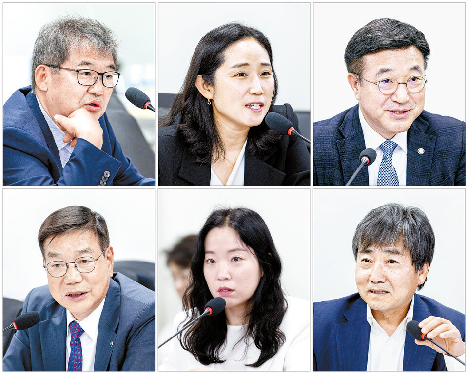 지난 5일 오전 서울 영등포구 국회의원회관에서 ‘공익법인 제도개선 라운드테이블’이 개최됐다. 김종걸 한양대 지속가능경제학과 교수, 이희숙 재단법인 동천 상임변호사, 윤호중 더불어민주당 국회의원, 황영기 초록우산 회장, 김시원 더버터 편집장, 김현대 한국사회가치연대기금 이사장(왼쪽부터)이 토론에 참여했다. 김용재 기자