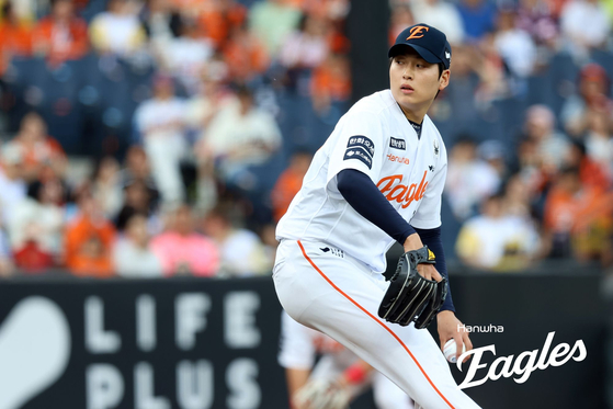 11일 대전 두산전에 선발 등판해 시즌 첫 승을 거둔 한화 조동욱. 사진 한화 이글스