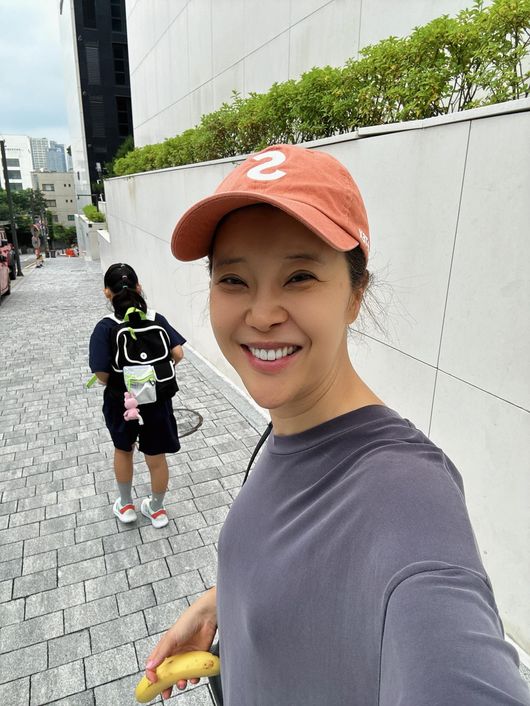 '49세' 백지영, ♥정석원은 하우스 프로텍터…9살 딸과 기분 좋은 출근길