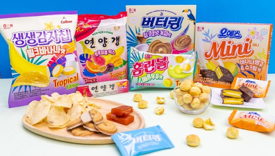해태제과가 여름 한정판으로 출시한 트로피컬 에디션 과자 시리즈 5종. 사진 해태제과