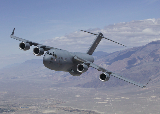 재생산 논의 중인 보잉의 C-17 글로벌마스터Ⅲ 전략수송기. 미 공군