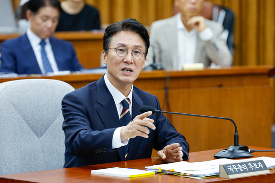 김민석 국무총리 후보자가 25일 오후 서울 여의도 국회에서 열린 인사청문회에 출석해 주진우 국민의힘 의원 질의에 답하고 있다. 뉴스1