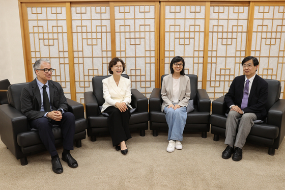 왼쪽부터 유키오 리핏 미국 하버드대 교수, 박정혜 한국학중앙연구원 교수, 위페이친 대만국립 고궁박물관 부원장, 이타쿠라 마사아키 일본 도쿄대 동양문화연구소 교수. [사진 국립고궁박물관]