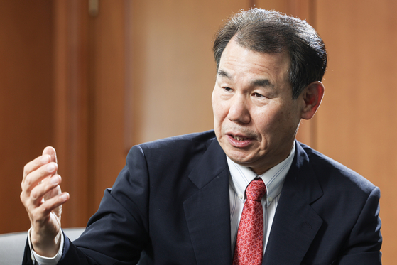 정은보 한국거래소 이사장이 6월 30일 오후 서울 여의도 한국거래소 서울사무소에서 중앙일보와 인터뷰하고 있다. 김경록 기자