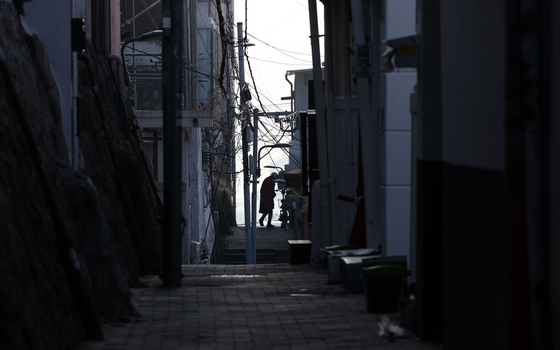 서울 종로구 쪽방촌 골목. 연합뉴스