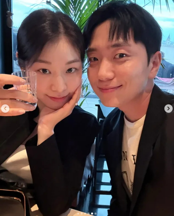 김연아가 소셜미디어에 남편 고우림과 파리 여행 중 찍은 사진을 올렸다. [사진 김연아 인스타그램]