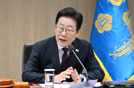 이재명 대통령이 5일 서울 용산 대통령실청사에서 열린 제29회 국무회의에서 발언하고 있다. 대통령실사진기자단