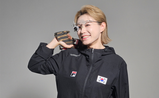 결혼과 출산으로 잠시 총을 내려놓는 김예지. [사진 플필] 