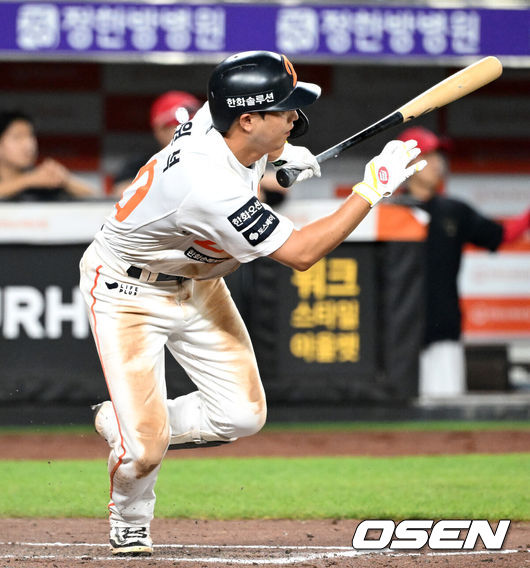 [OSEN=대전, 이대선 기자] 7회말 무사에서 한화 이원석이 안타를 치고 있다. 2025.07.08 /sunday@osen.co.kr