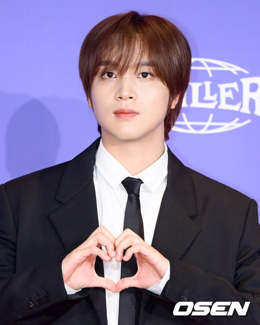 [OSEN=조은정 기자]그룹 NCT DREAM(엔시티 드림, 이하 NCT 드림)의 정규 5집 ‘Go Back To The Future’(고 백 투 더 퓨처) 발매 기념 제작 발표회가 14일 서울 송파구 롯데시네마 월드타워에서 열렸다.이번 앨범은 가장 빛나는 ‘나’를 찾기 위해 시간 여행을 떠난 호기심 많은 괴짜 NCT DREAM이 과거와 현재, 미래를 넘나드는 여정을 스펙터클하게 그려낸 작품이다. 더블 타이틀곡 ‘BTTF’(비티티에프 / 백 투 더 퓨처)와 ‘CHILLER’를 포함한 총 9곡이 수록돼 있다.NCT드림 헤찬이 포즈를 취하고 있다. 2025.07.14/cej@osen.co.kr