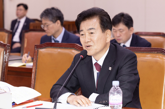 정동영 통일부 장관 후보자가 14일 오전 국회에서 열린 자신의 청문회에 참석해 발언하고 있다. 전민규 기자