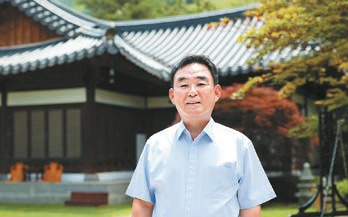 최철규 강원랜드 대표이사 직무대행이 ‘100년 기업으로 나아갈 방향성’에 대해 설명하고 있다. 